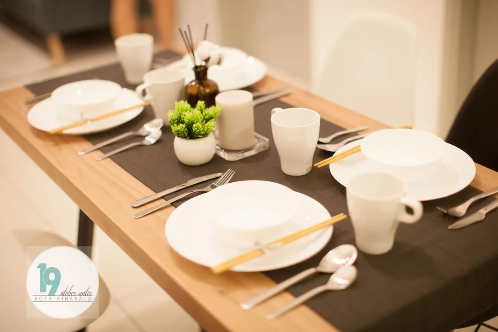 19 Atelier Suites Sutera Avenue