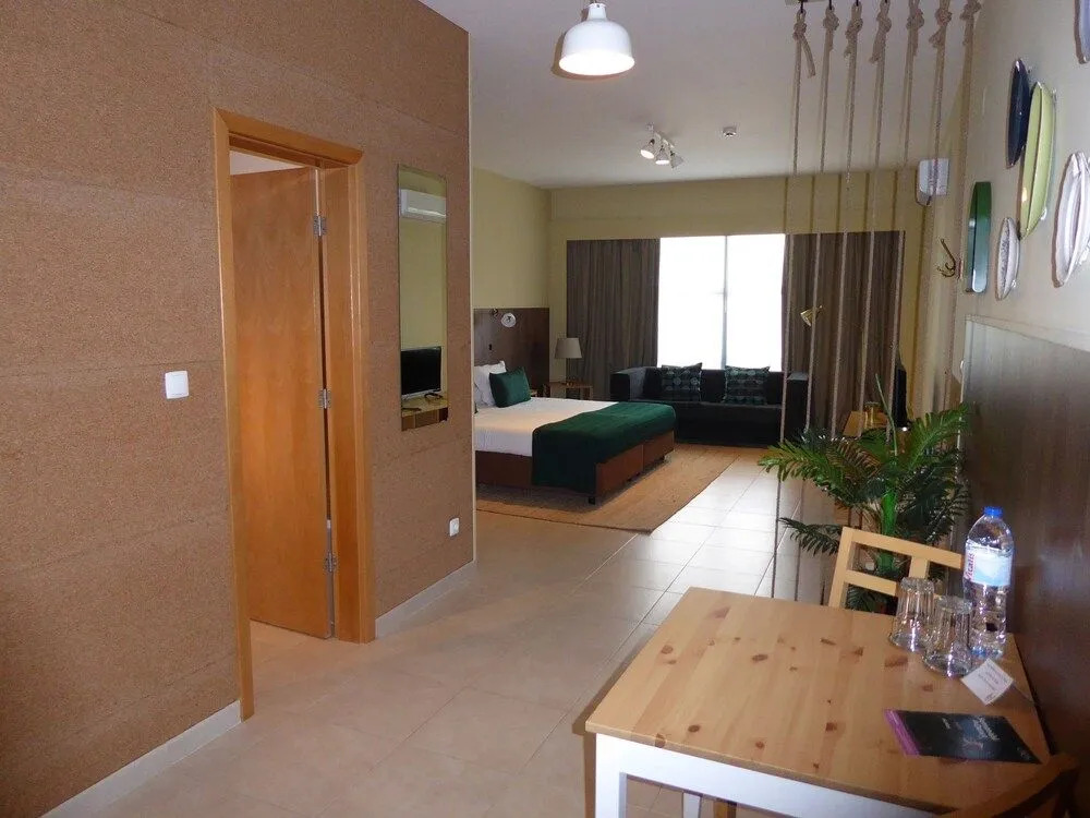 LH Palmela Apartamentos & Golf