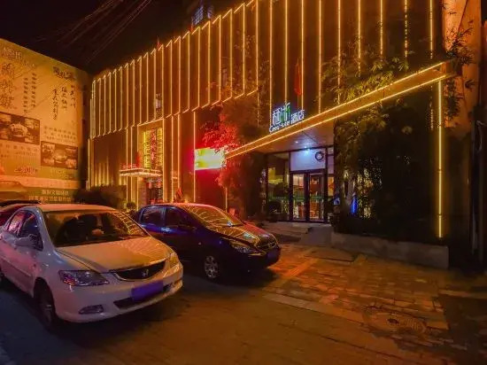 Ceeci Hotel