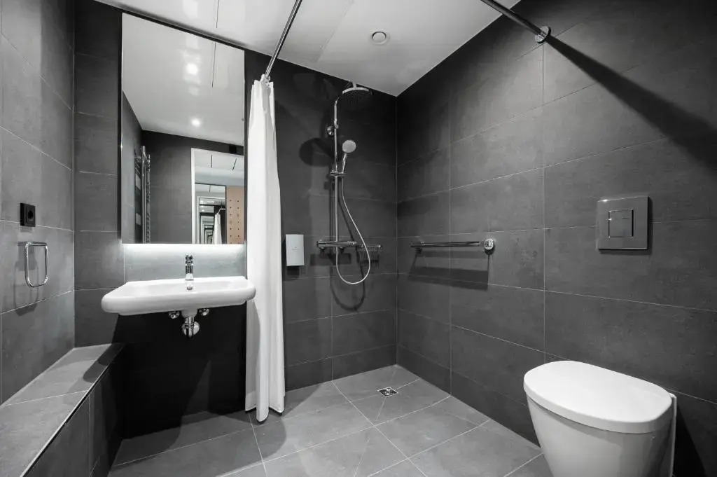 Staycity Aparthotels Paris La Defense