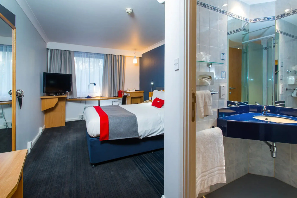 Holiday Inn Express Lichfield by IHG
