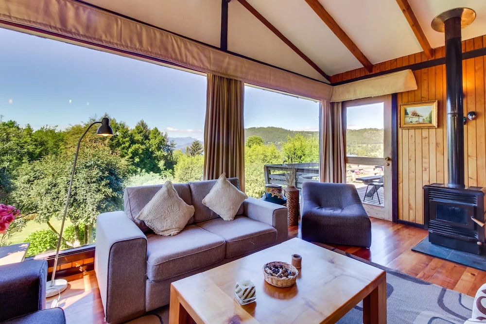 Acogedora Casa A Pasos Del Lago Calafquen