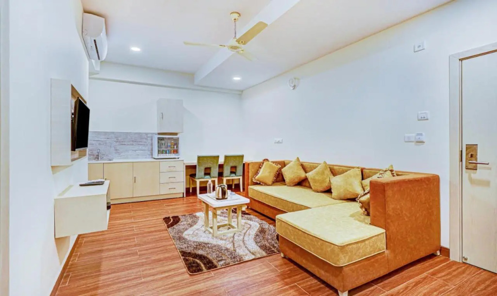 Treebo Galaxy Suites Near Yeshwanthpur Railway Station