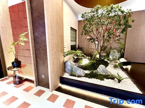 Yinmingyue Boutique Garden Hotel