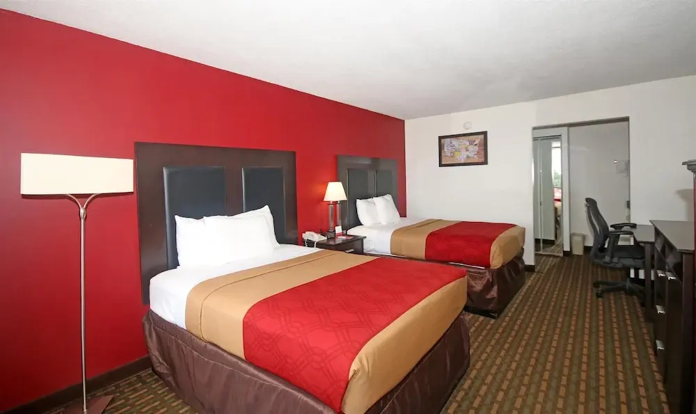 Knights Inn Pilot Mountain