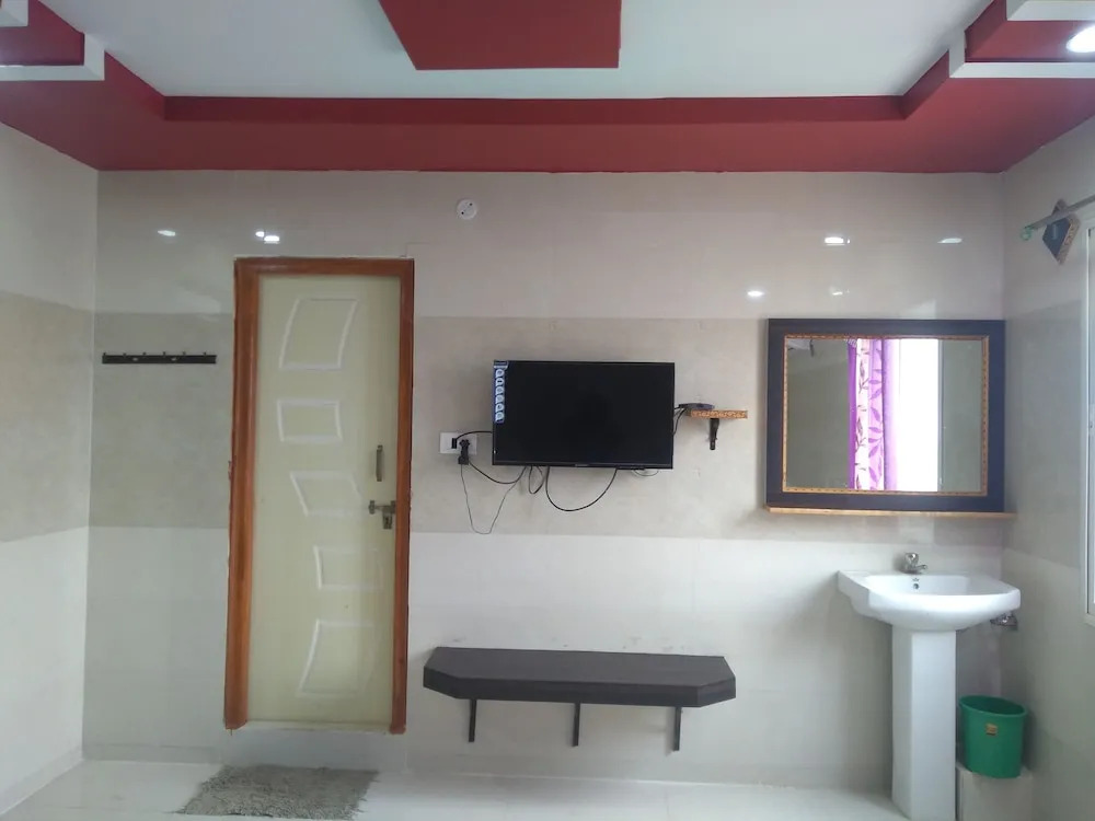 Sree Guru Sannidhi A Budget Luxury Lodge