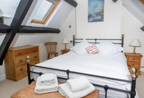 Half-pint Cottage