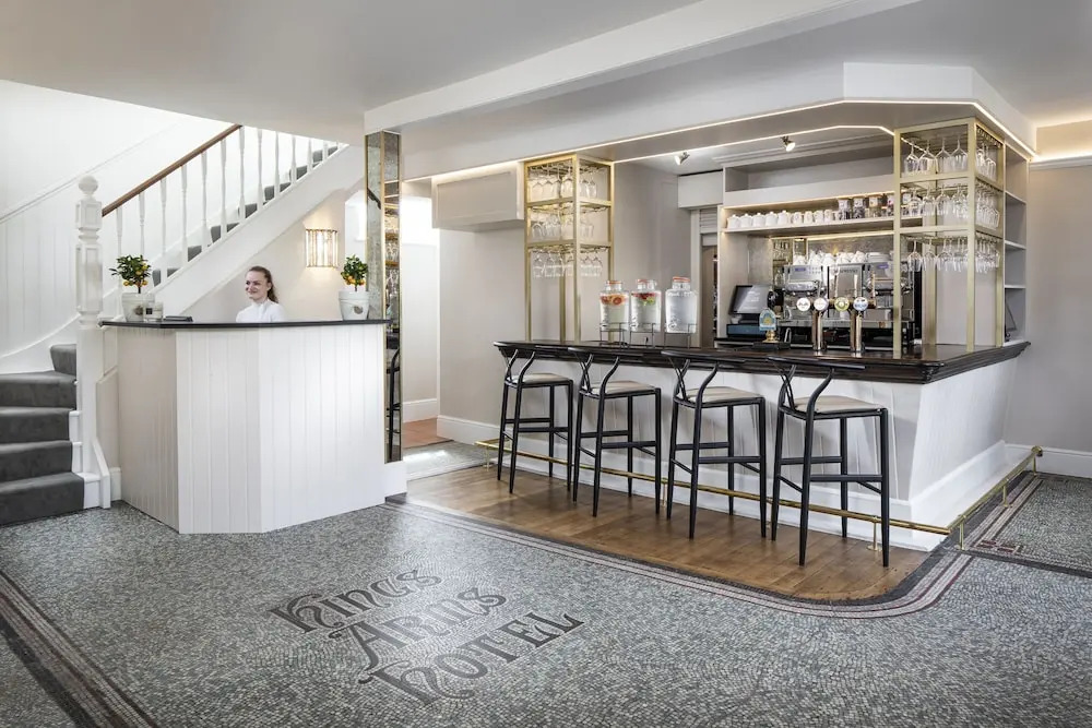 Kings Arms Hotel