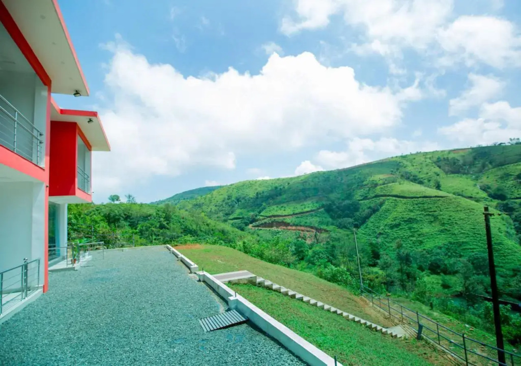 Hidden Valley Hill View Cottage Vagamon by VOYE HOMES - Rooms with Hill View
