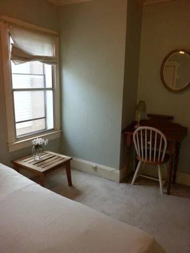 Tulip's Bed And Breakfast
