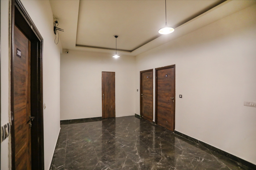 FabHotel Enaya Residency