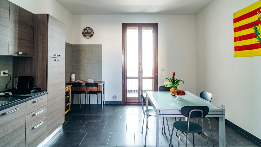 Welcomely - Senyera Apartment