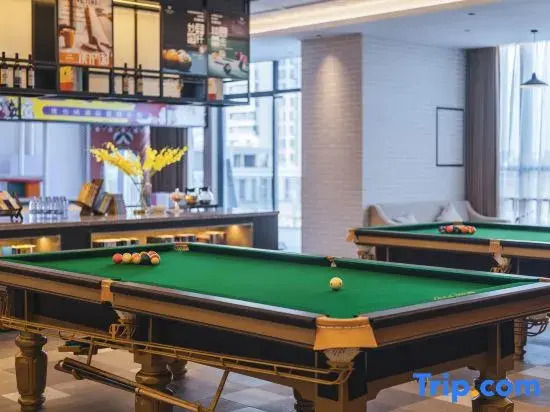 Vienna Hotel (Dali Erhai Railway Station Wanda Branch)