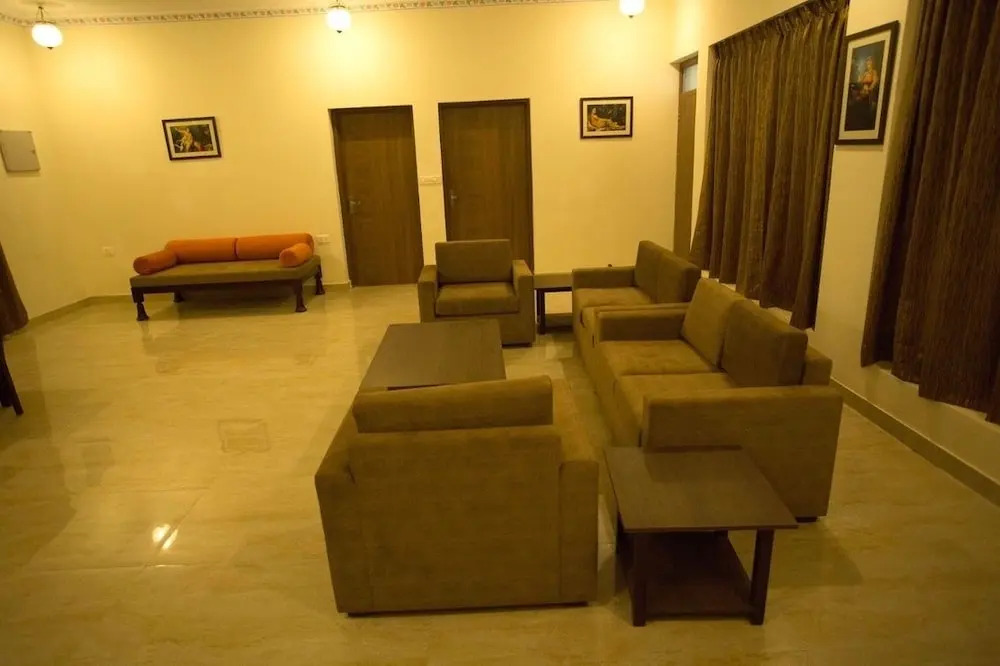 Karni Mahal