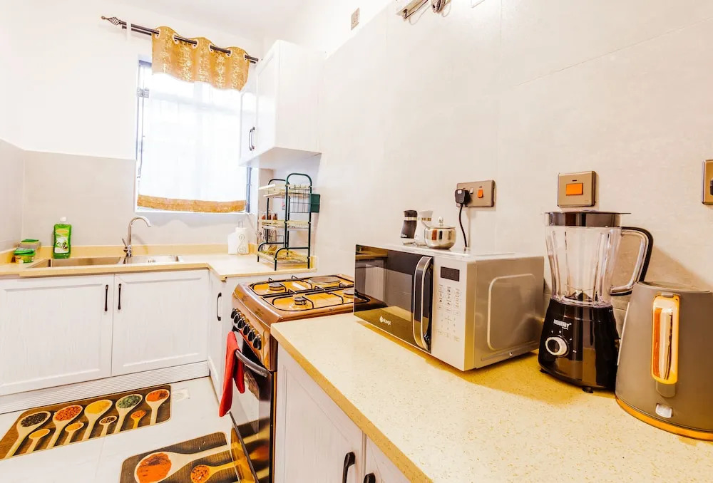 Masoor Homes by Edmor Suites