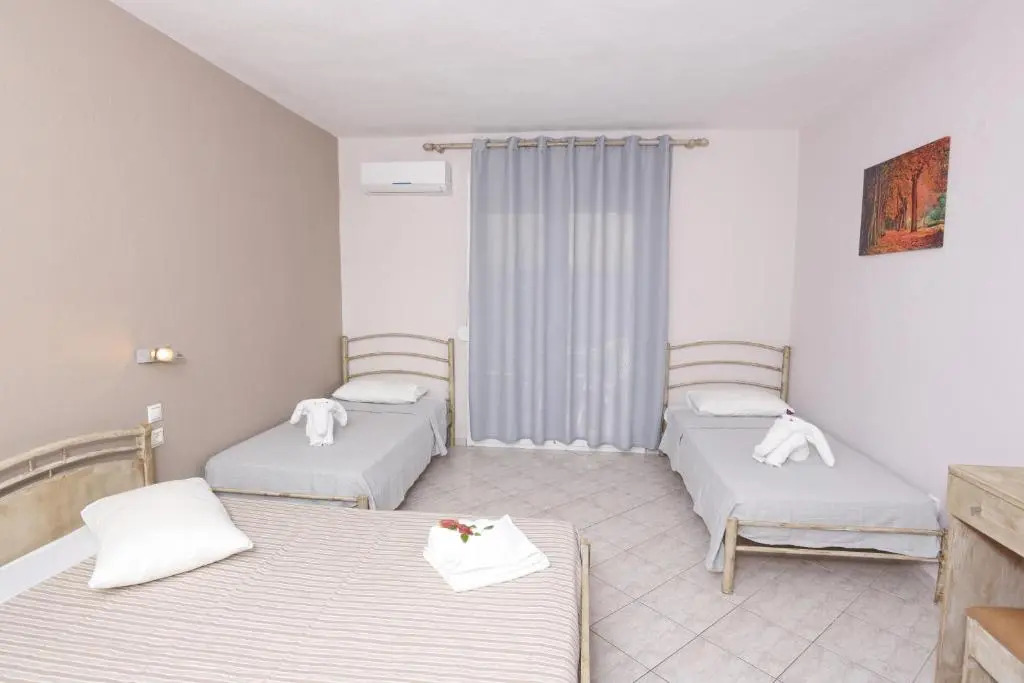 Summer Dream Hotel