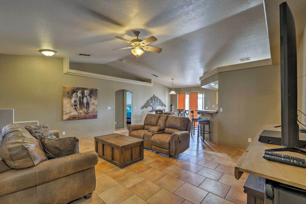 Lake Havasu Getaway w/ Patio - Hike, Swim, & Golf!