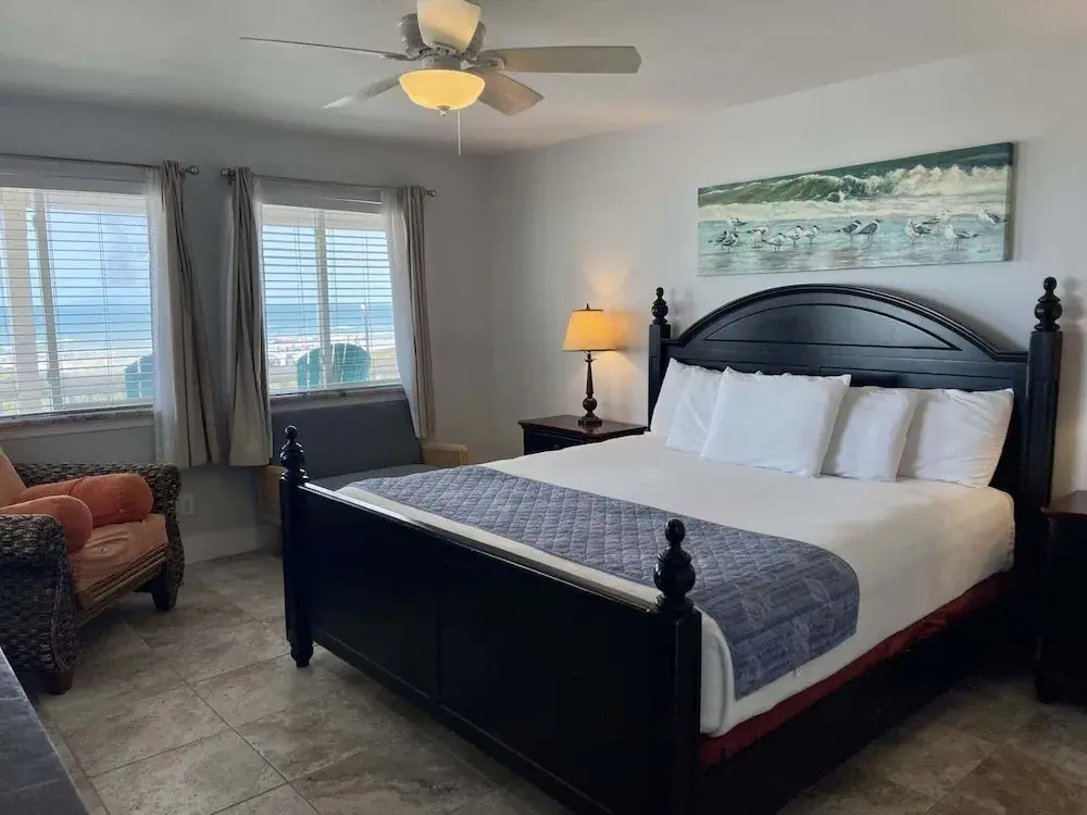 Beachgate Condo Suites And Hotel 237+239 2 Bedroom Condo
