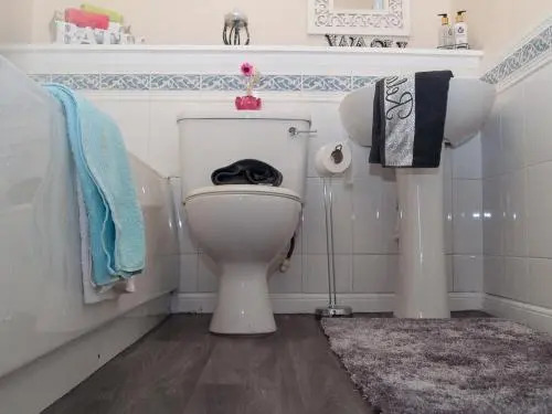 Hla - King Court Apartment 2