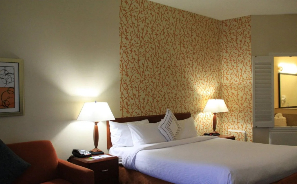 Fairfield Inn & Suites Denton