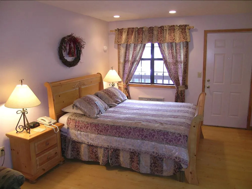 Jonathan Creek Inn