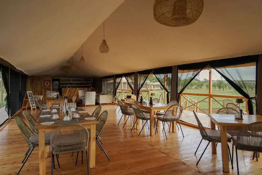 Wildlux Serengeti Camp