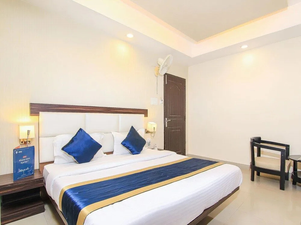 OYO 16897 Hotel Shubham Continental