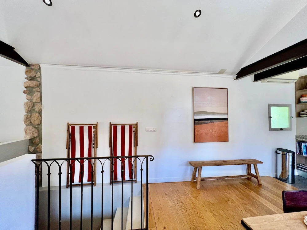 Renovated house in the center of Beausoleil