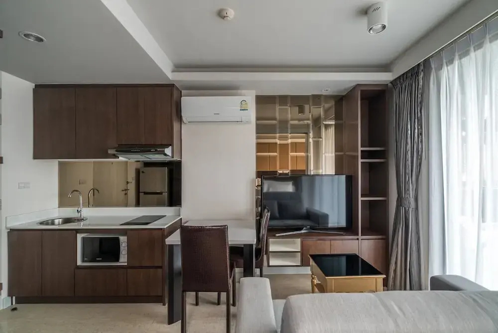 Aristo 522 - Brand new Studio Near Beach 3 Pools gym