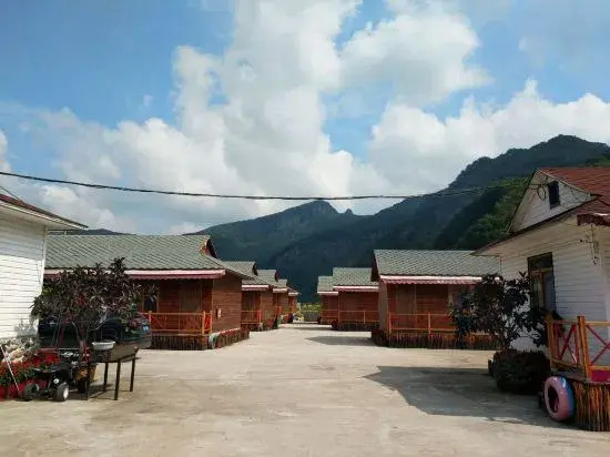 Zhoufu Manor