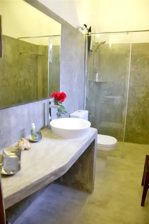 House With one Bedroom in Hikkaduwa, With Wonderful Lake View, Furnish