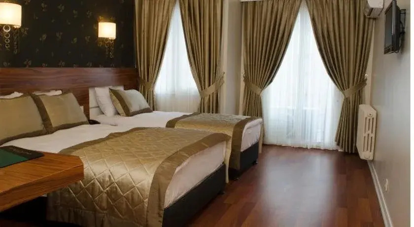 Dekor Hotel