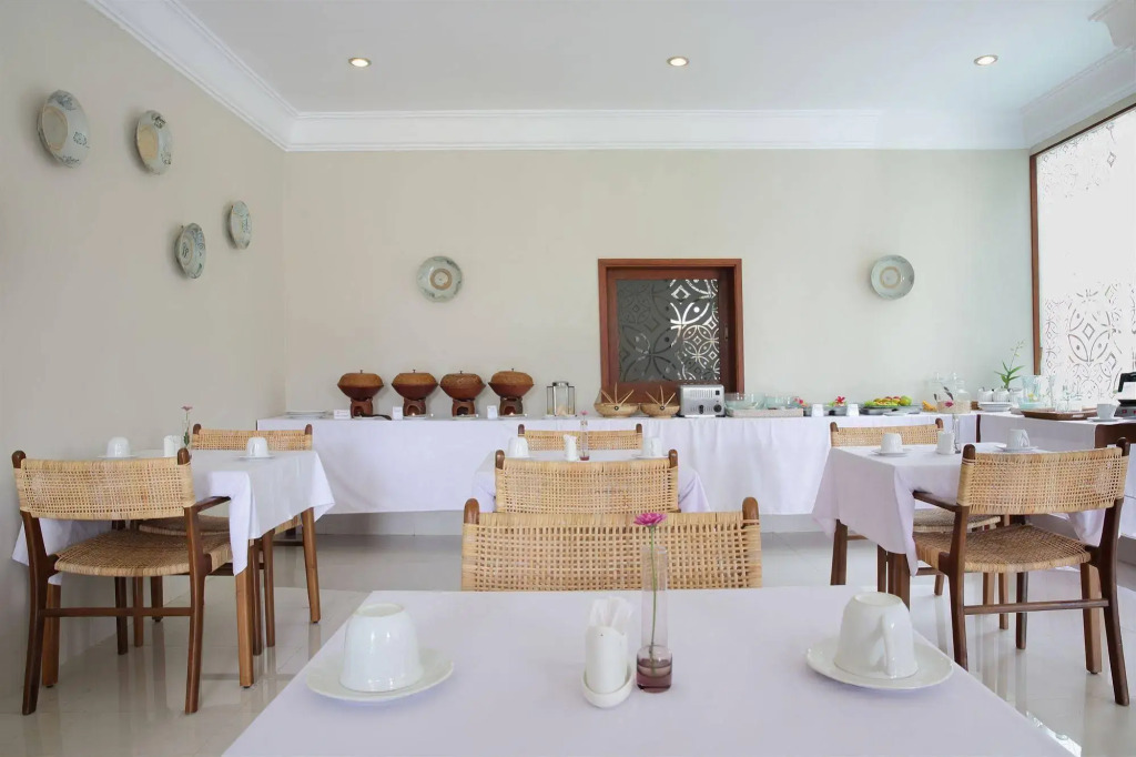Seminyak Lagoon All Suites Hotel