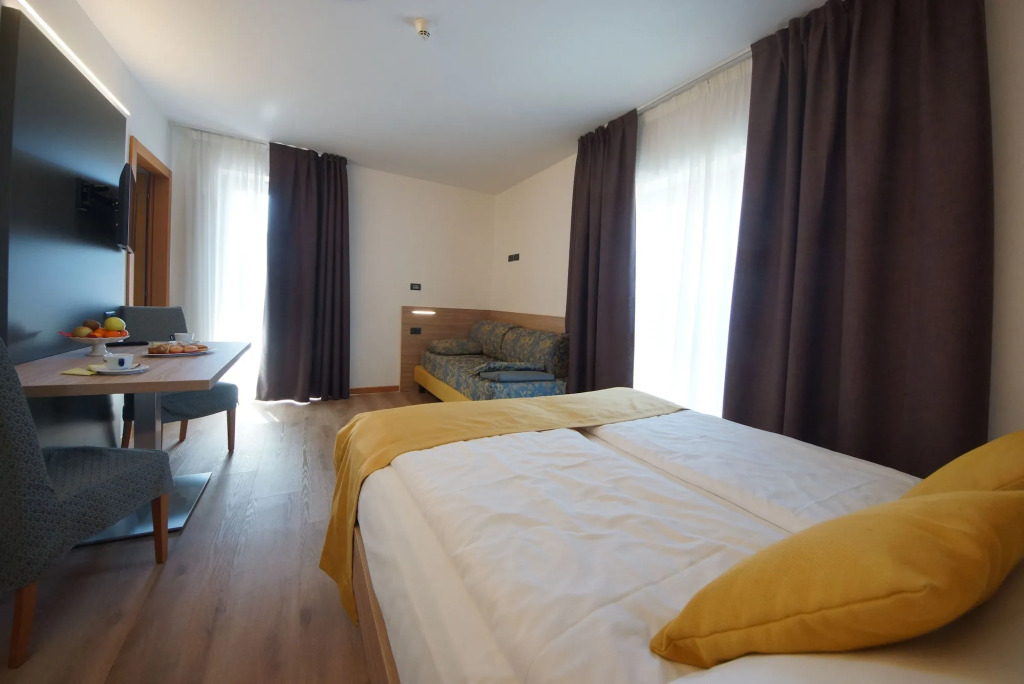 Ambassador Suite Hotel
