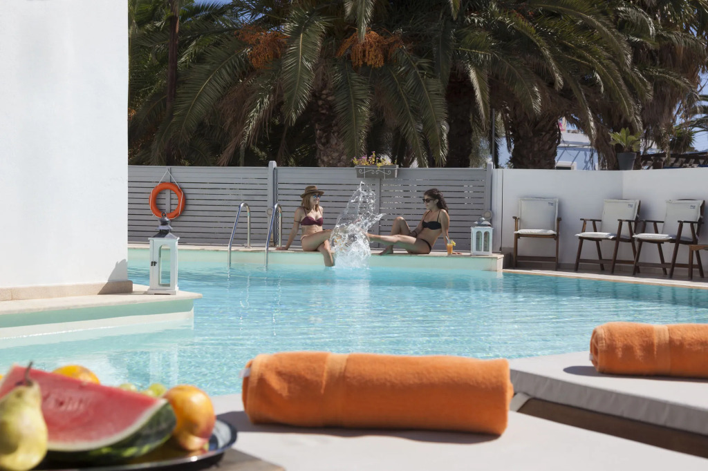Francoise Hotel