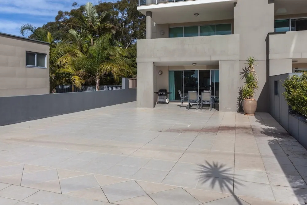 Scirocco, Unit 1/23 Tomaree Street