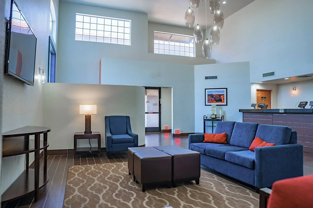 Comfort Inn & Suites Sierra Vista near Ft Huachuca
