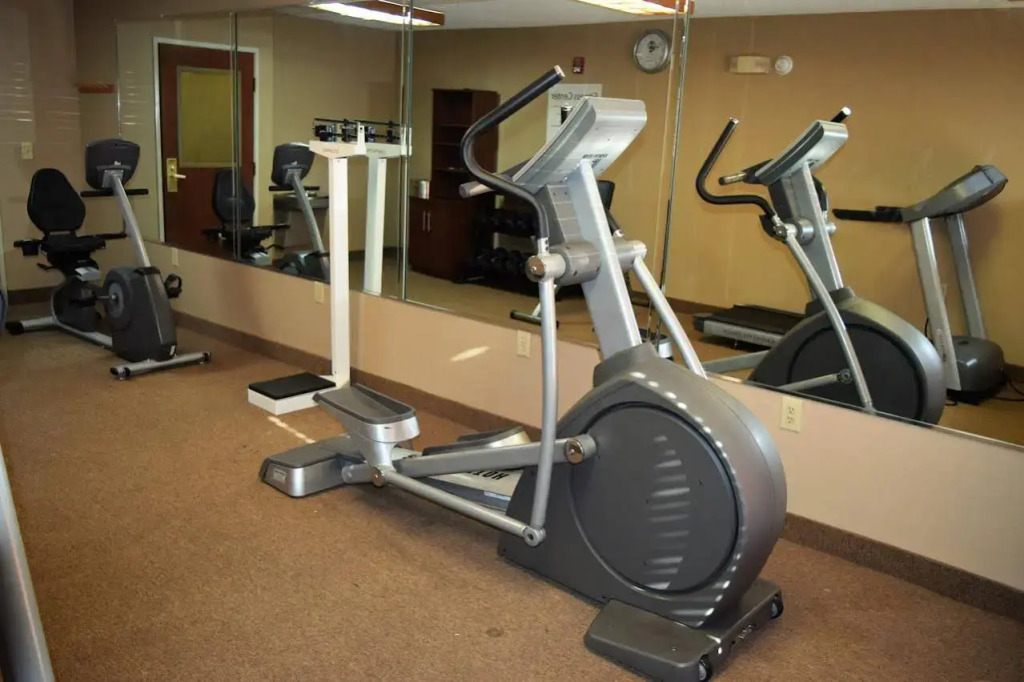 Country Inn & Suites by Radisson, Dunn I-95