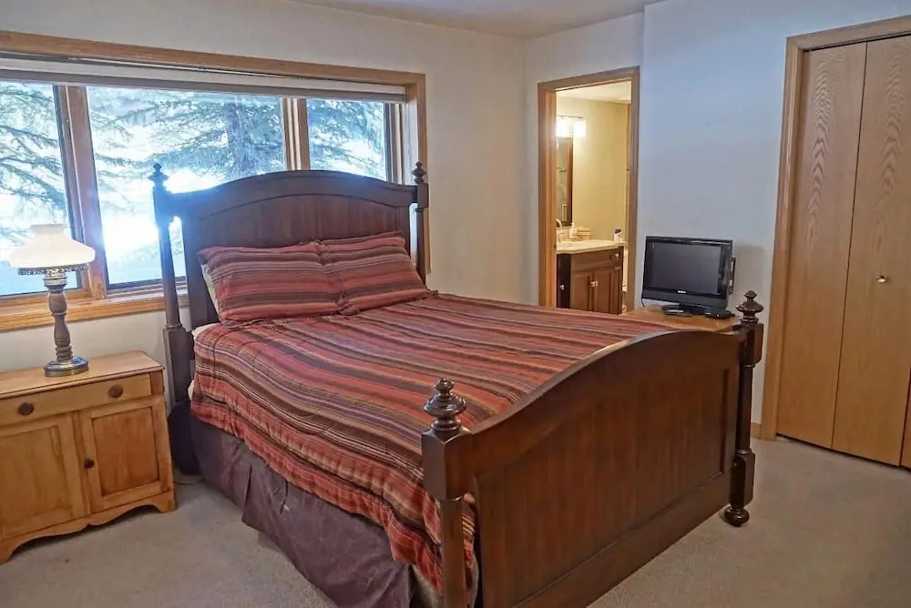 4515 Big Horn Rd (208212-6039) - 4 Br Home