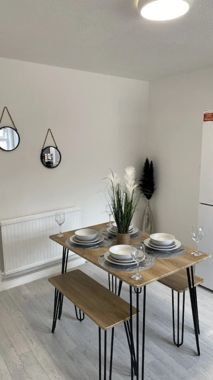 Bv Luxury Spacious 3 Bedroom House At Isaac Close