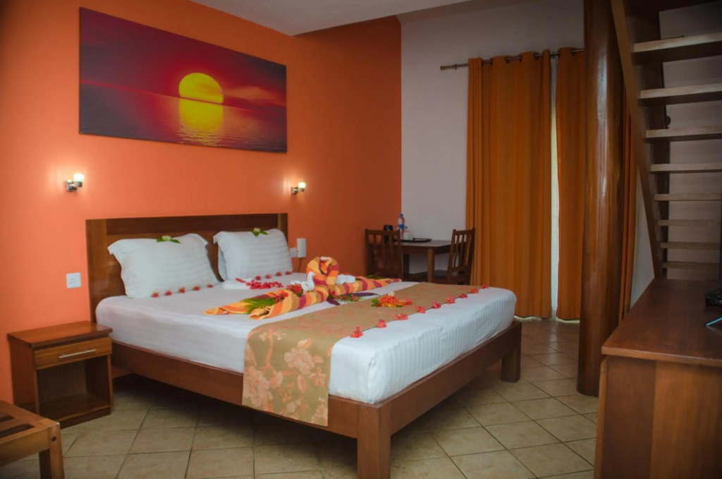 Sunset Reef Resort & Spa