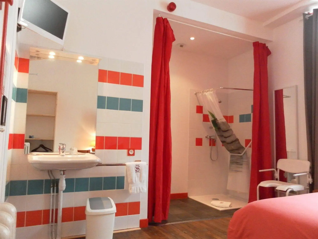 Select Hotel