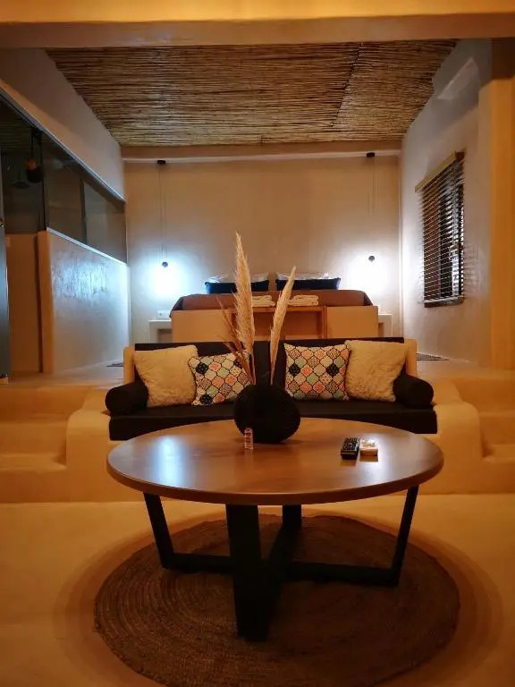 Gratelia Studio Damnoni