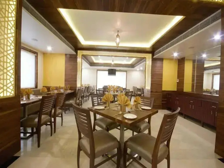 Hotel Naeeka