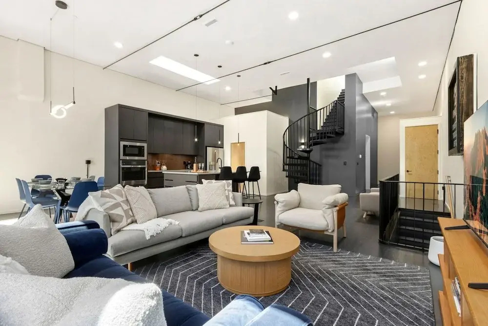 New! Modern Scandinavian Loft in Old Town Square
