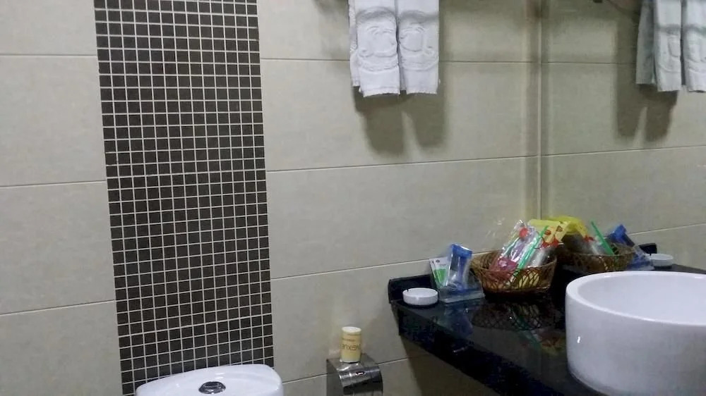 Kunming Dongfanglong Hotel