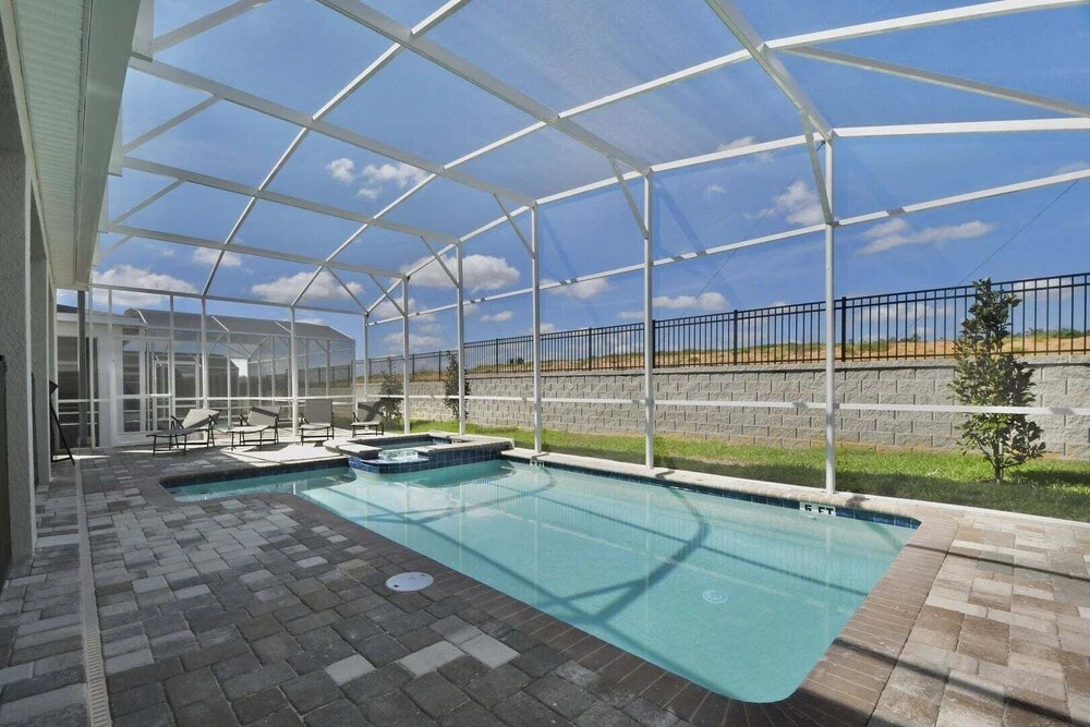 Modern Oasis Near Shopping n Golf Course w Pool