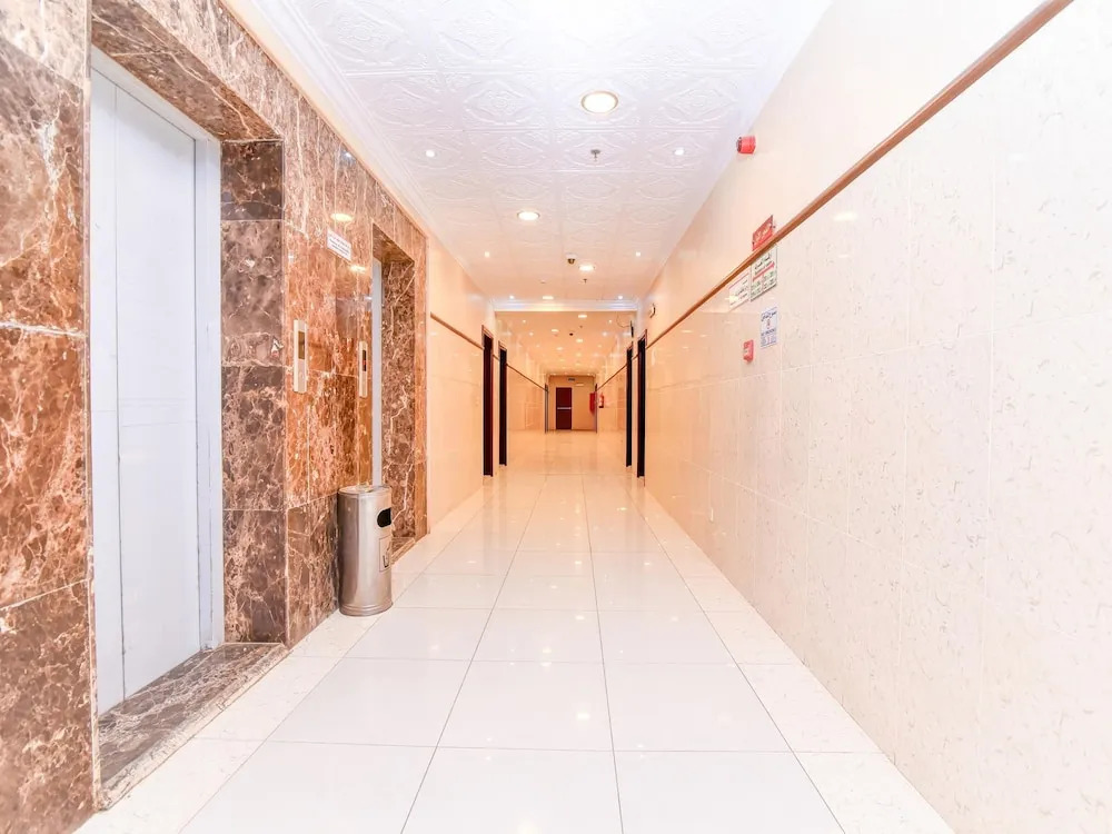 OYO 219 Dewan Al Mokhtar Furnished Apt