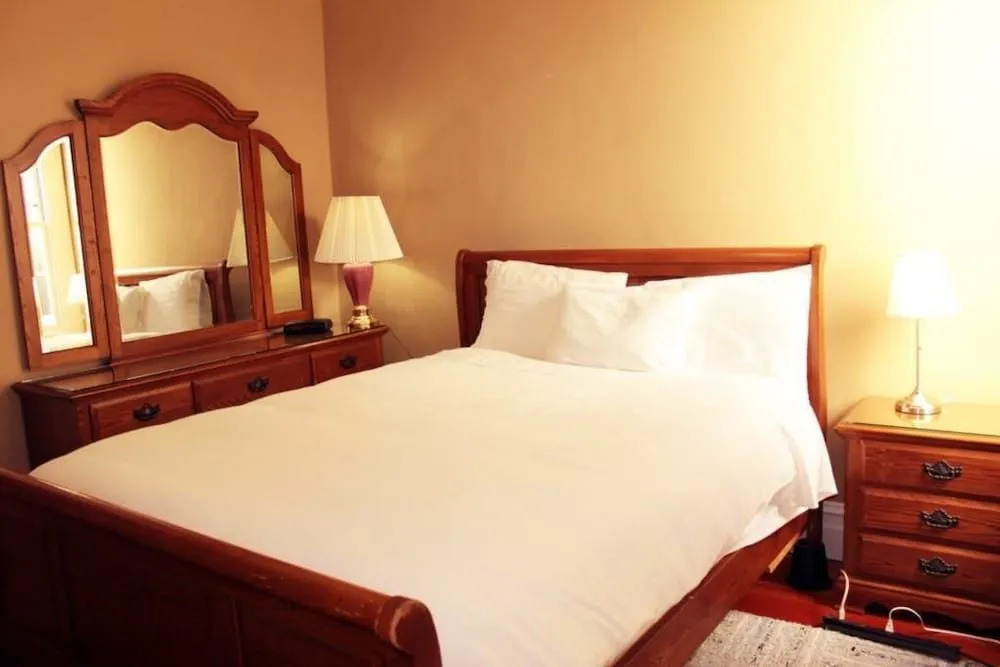 Washington Square Inn