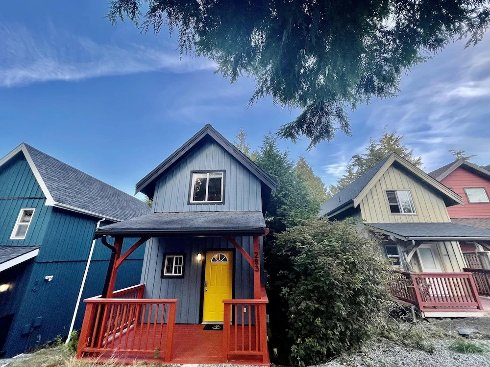 Black Bear Cottage